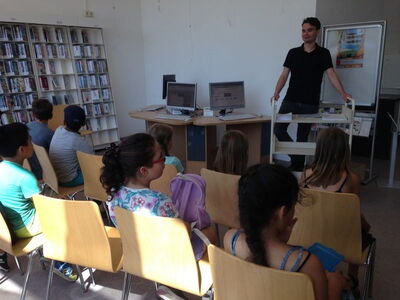 Besuch der Stadtbücherei Nord